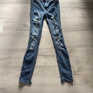 Hollister Women's Distressed Skinny Jeans - Blue